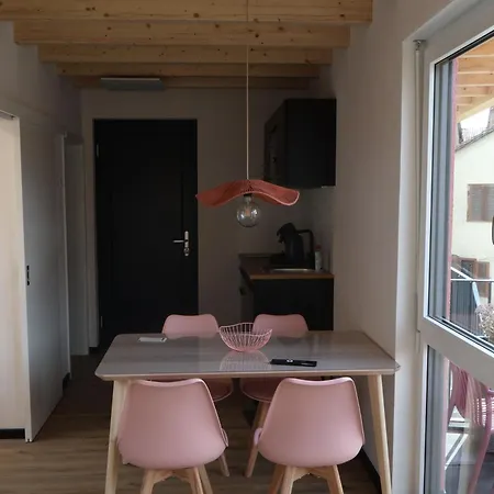 Heimat Haeusle - Heike Marcus Tiny-houses Cleebronn